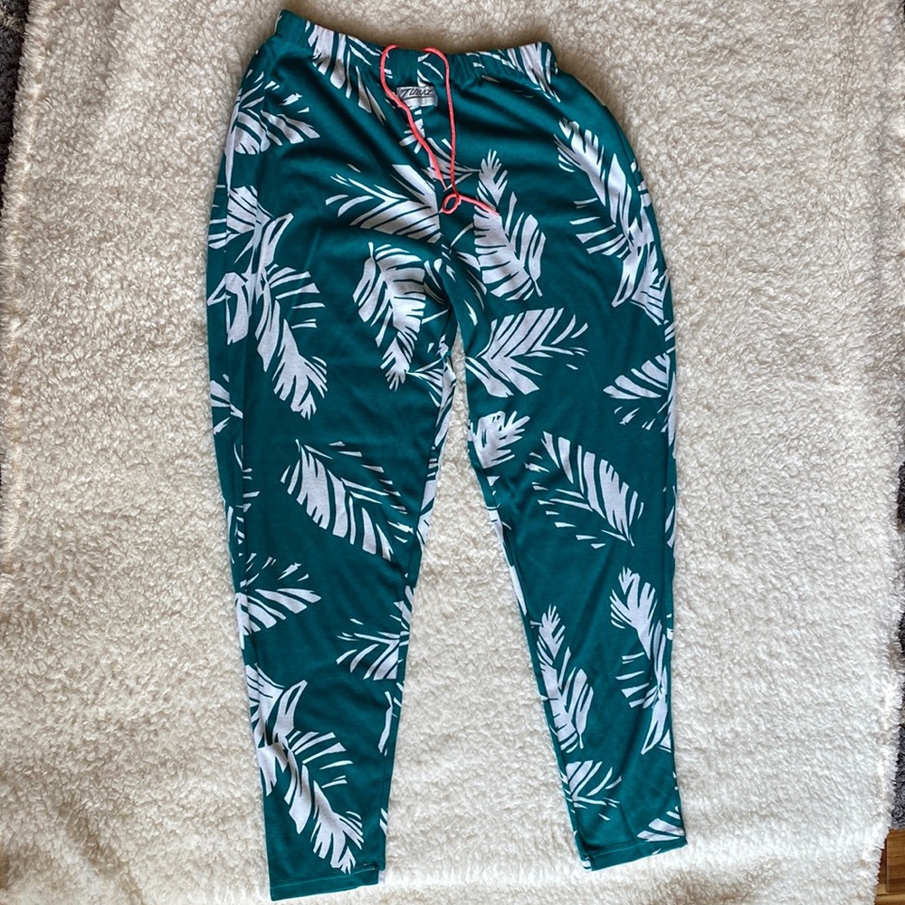 Zubaz XL like new!